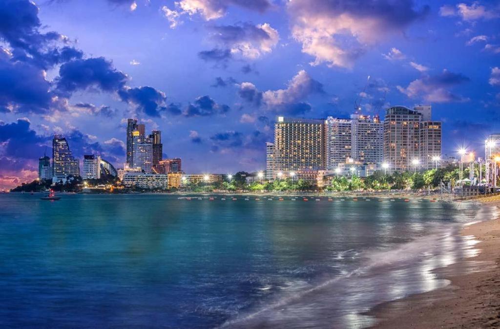 Punyapha Place Pattaya Exterior photo