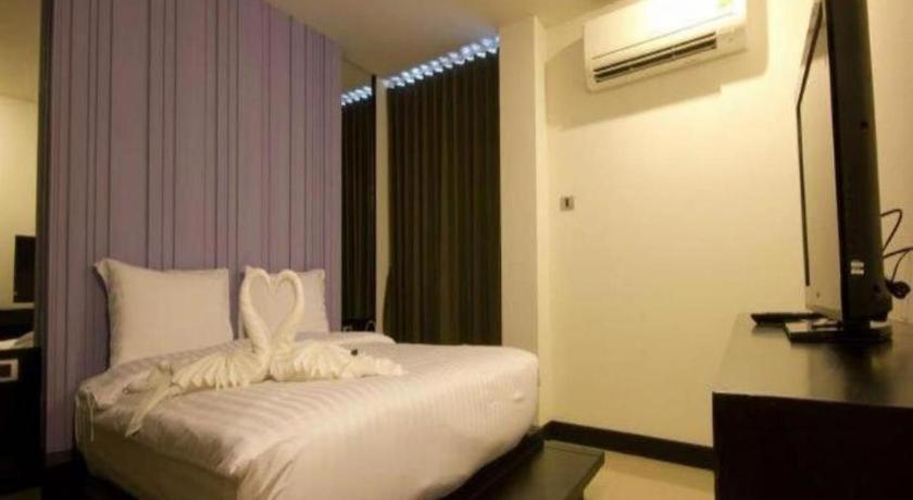 Punyapha Place Pattaya Exterior photo